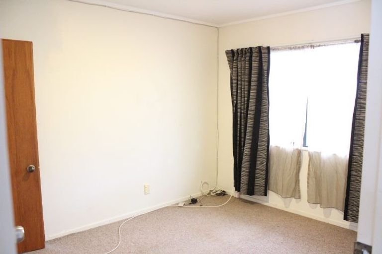 Photo of property in 1/18 Kenwick Place, Burswood, Auckland, 2013