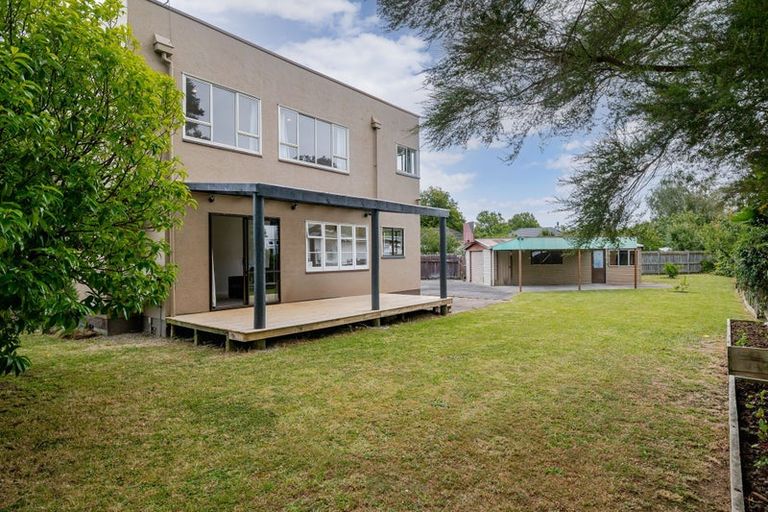 Photo of property in 38 Savage Crescent, West End, Palmerston North, 4412