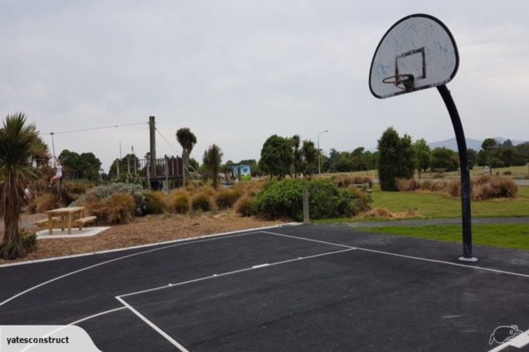 Photo of property in 3 Kingsbridge Drive, Burwood, Christchurch, 8083