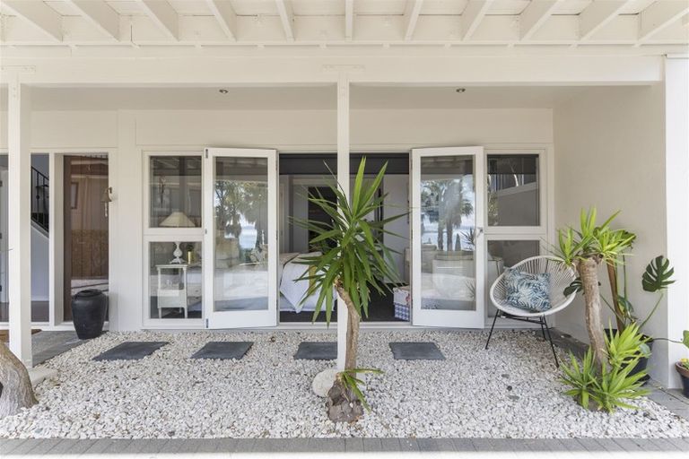Photo of property in 13 Callender Place, Shelly Park, Auckland, 2014