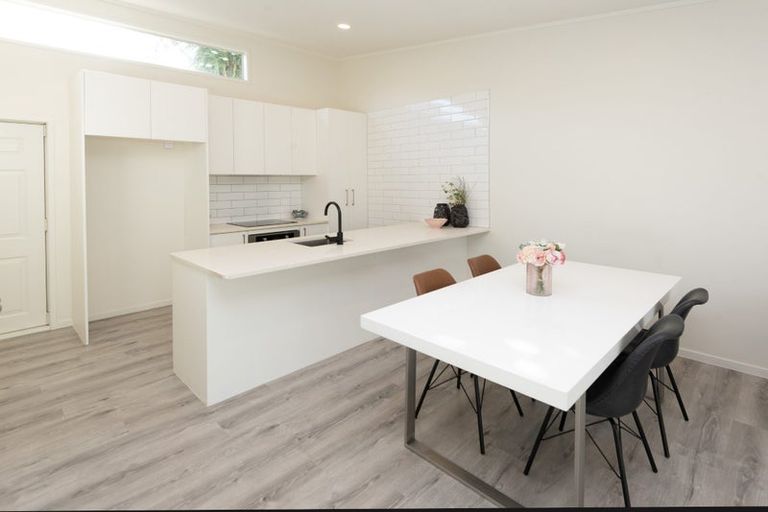 Photo of property in 23k Hendry Avenue, Hillsborough, Auckland, 1042