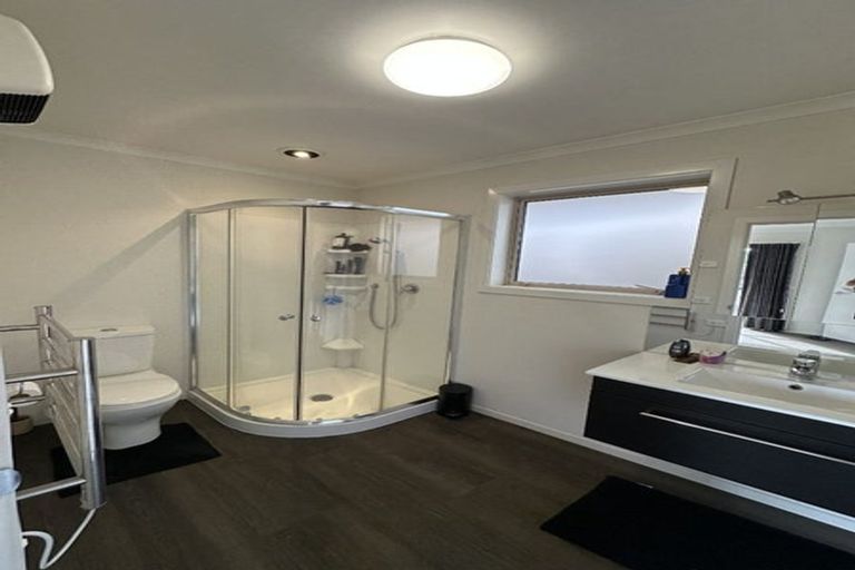 Photo of property in 114a Milton Terrace, Picton, 7220