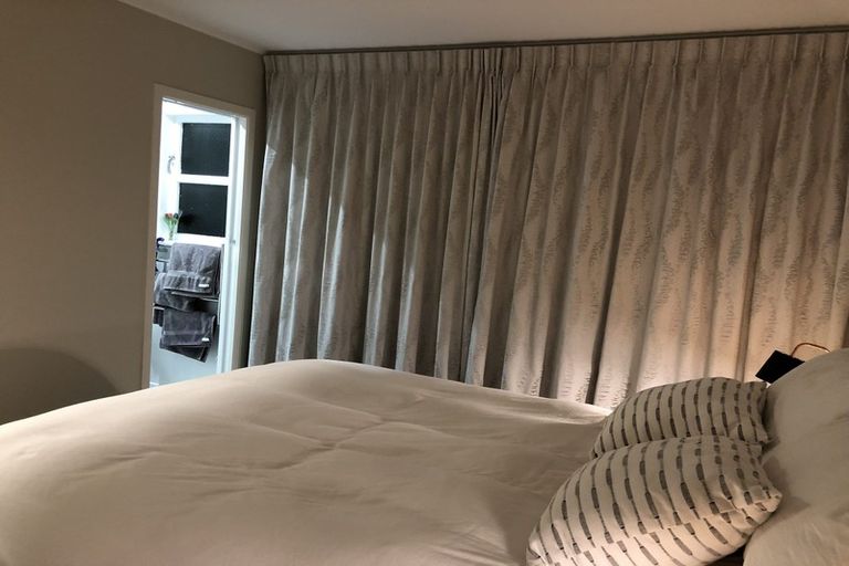 Photo of property in 26a Delhi Crescent, Khandallah, Wellington, 6035