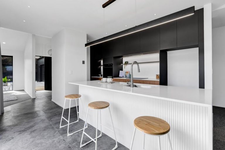 Photo of property in 80 Parklands Avenue, Bell Block, New Plymouth, 4312