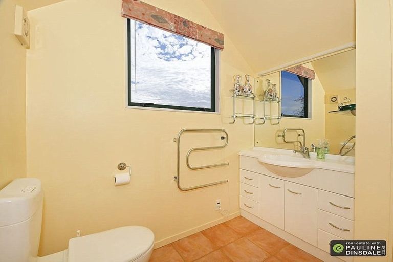Photo of property in 10a Brighton Road, Kensington, Whangarei, 0112