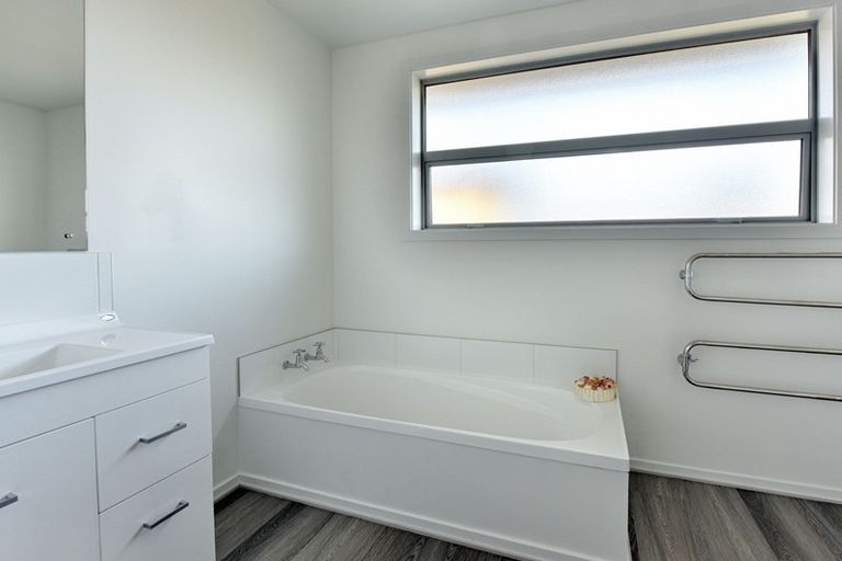 Photo of property in 18a Oxford Street, East Gore, Gore, 9710