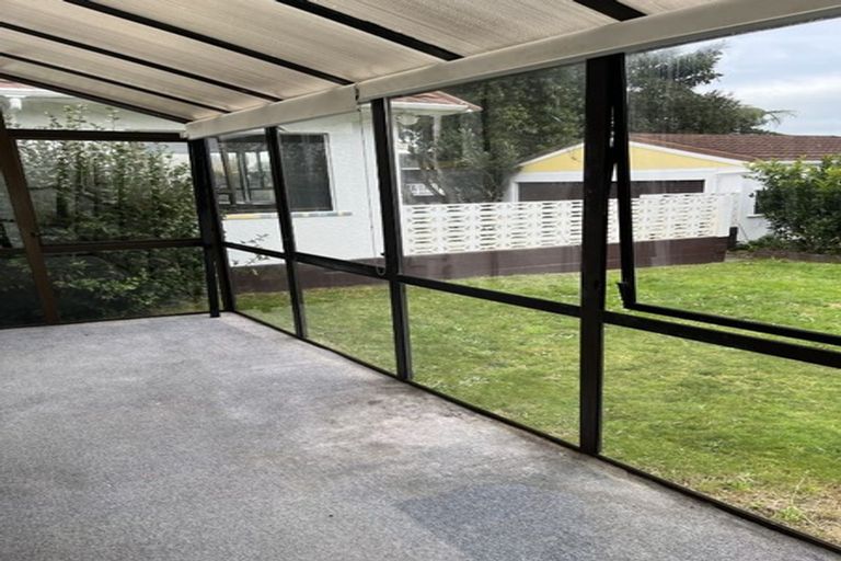 Photo of property in 7 Price Street, Westown, New Plymouth, 4310