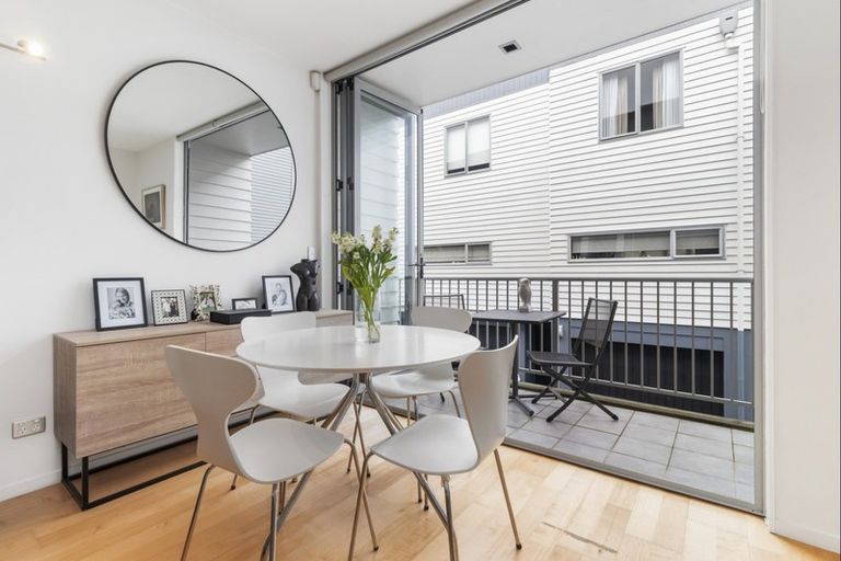 Photo of property in 3/24 Westmoreland Street West, Grey Lynn, Auckland, 1021