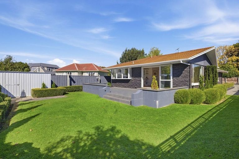 Photo of property in 16a Hamilton Avenue, Ilam, Christchurch, 8041