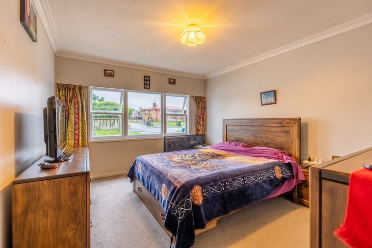 Photo of property in 19 Rosehill Drive, Rosehill, Papakura, 2113