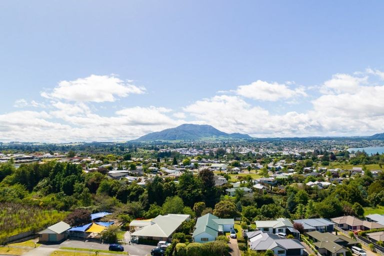 Photo of property in 1/20 The Grove, Nukuhau, Taupo, 3330