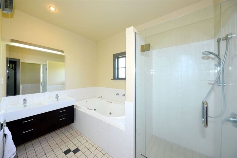 Photo of property in 136 Chapter Street, St Albans, Christchurch, 8052