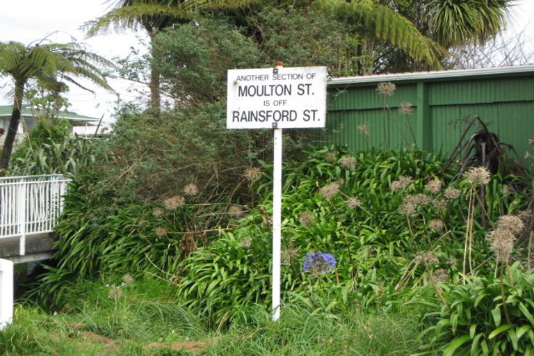 Photo of property in 30a Moulton Street, Moturoa, New Plymouth, 4310