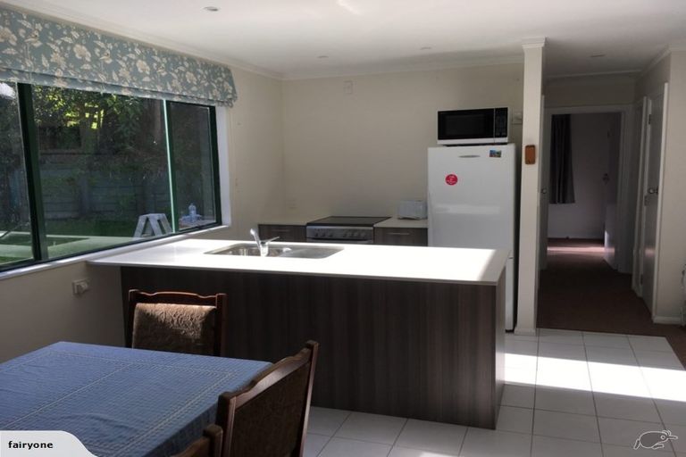 Photo of property in 9 Withers Road, Glen Eden, Auckland, 0602