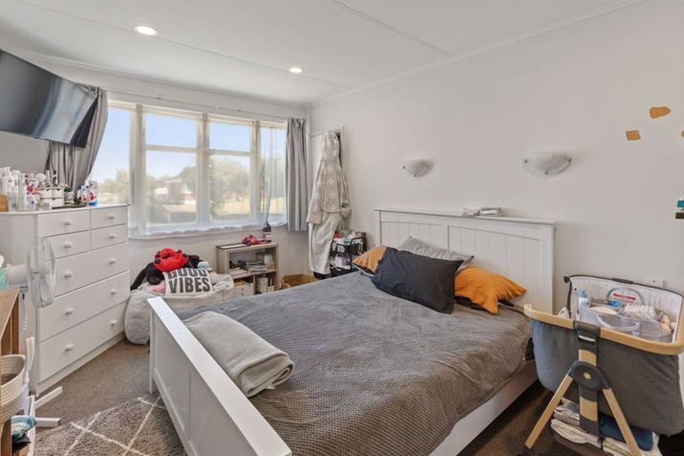 Photo of property in 90 Harper Street, Gonville, Whanganui, 4501