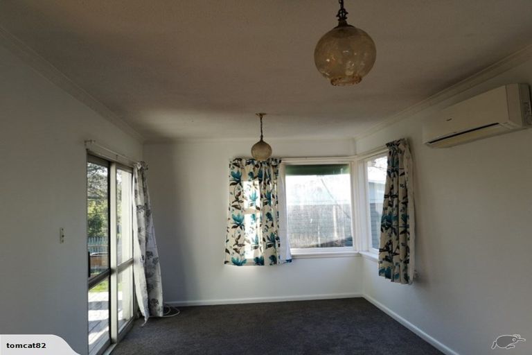 Photo of property in 27 Munro Street, Redwood, Christchurch, 8051