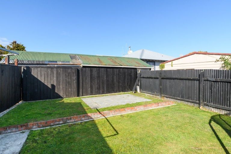 Photo of property in 84 Featherston Street, Takaro, Palmerston North, 4412