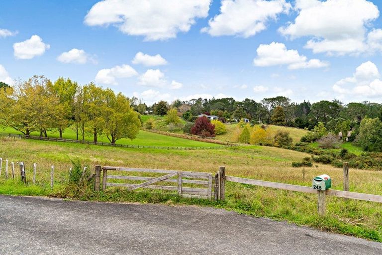 Photo of property in 248 Paremoremo Road, Lucas Heights, Auckland, 0632