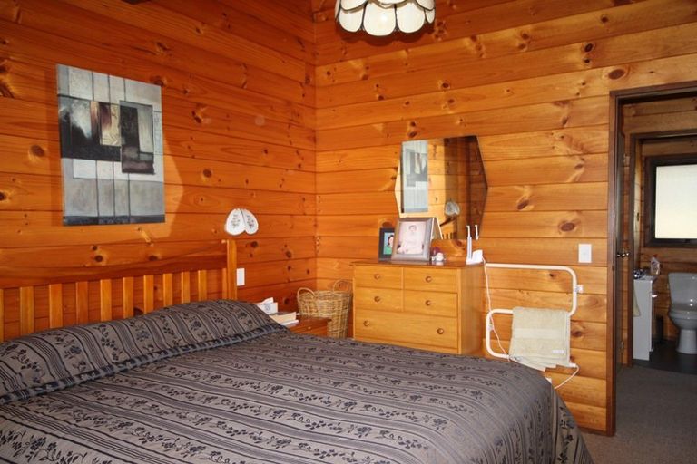 Photo of property in 42 Jubilee Drive, Pauanui, Hikuai, 3579