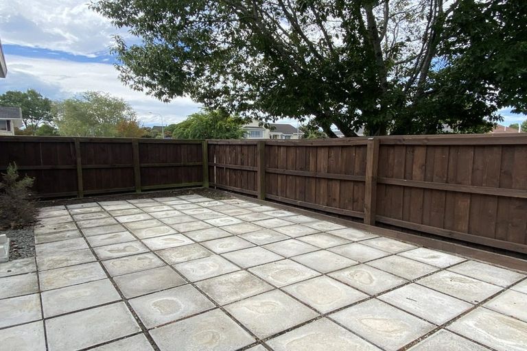 Photo of property in 1/21 Salford Avenue, Redwood, Christchurch, 8051