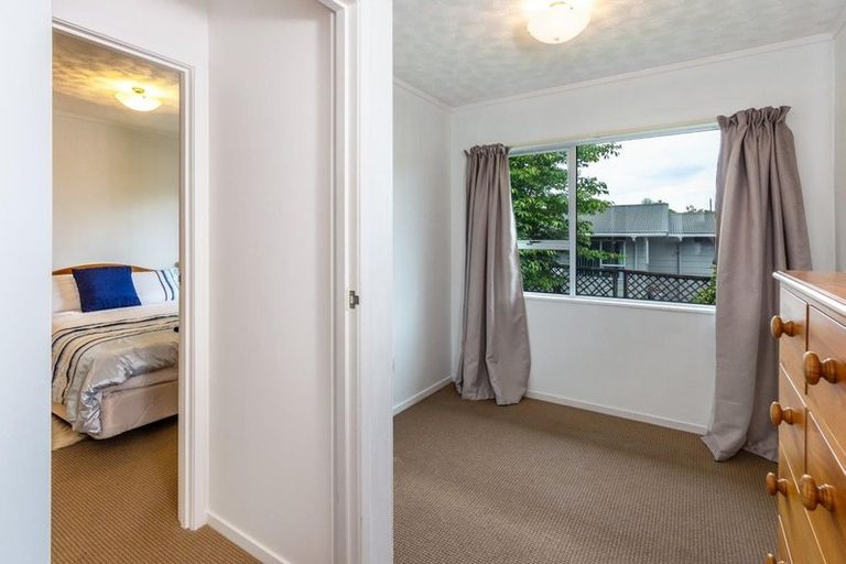 Photo of property in 2/18 Holland Grove, Richmond Heights, Taupo, 3330