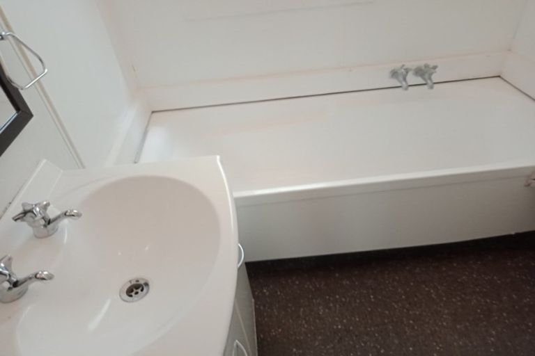 Photo of property in 159 Glenmore Street, Kelburn, Wellington, 6012