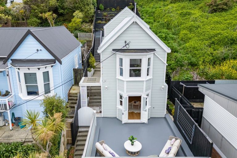 Photo of property in 27 Princess Terrace, Newtown, Wellington, 6021