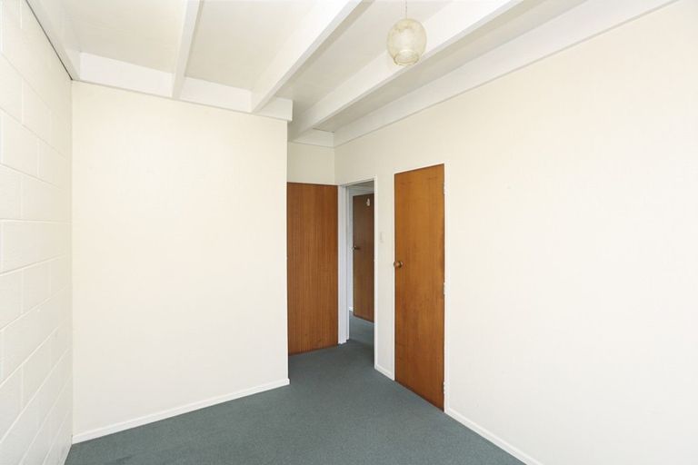 Photo of property in 52b Woodleigh Street, Frankleigh Park, New Plymouth, 4310