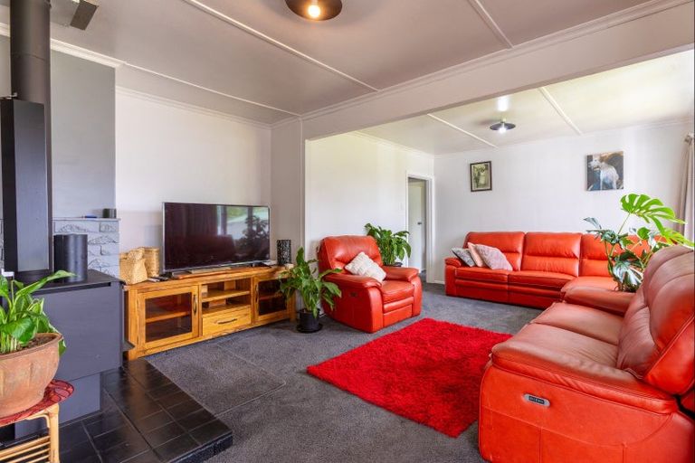 Photo of property in 28 Victor Street, Dannevirke, 4930