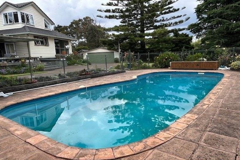 Photo of property in 336 Point View Drive, Shamrock Park, Auckland, 2016