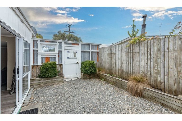 Photo of property in 21 Penfold Square, Leithfield, 7481