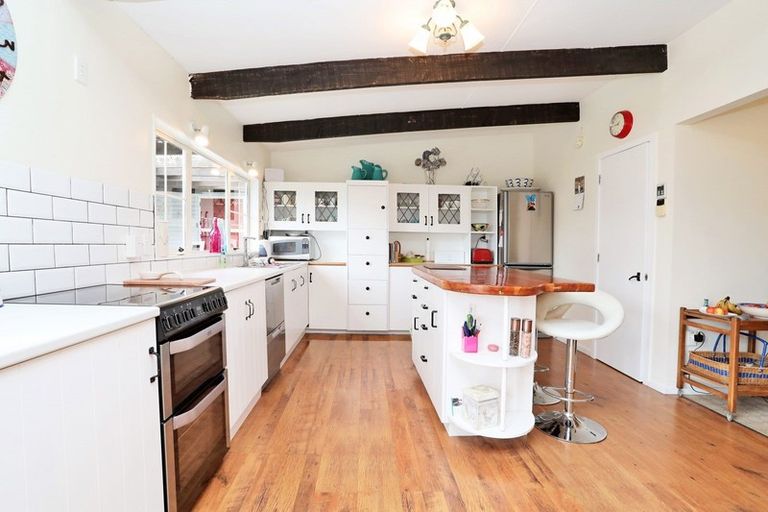 Photo of property in 150 Channel Road, Winton, 9781