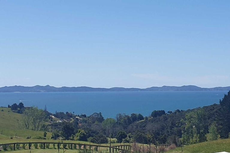 Photo of property in 330 Cable Bay Block Road, Cable Bay, 0420