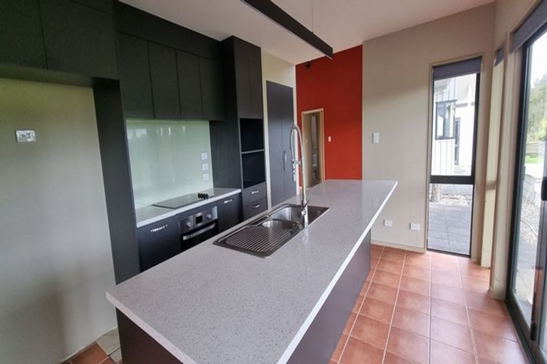 Photo of property in 256 Sutton Road, Drury, Papakura, 2584