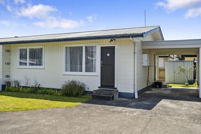 Photo of property in 2/145 College Street, Awapuni, Palmerston North, 4412