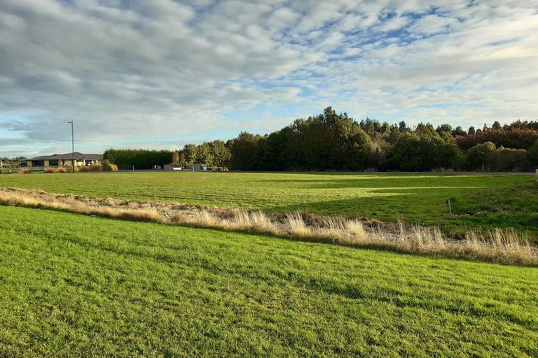 Photo of property in 32 Arcadia Place, Seaward Bush, Invercargill, 9812