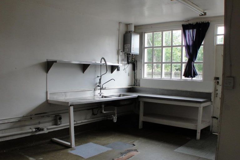 Photo of property in 3 Collins Street, Petone, Lower Hutt, 5012