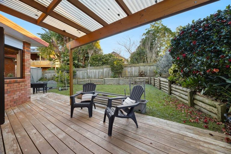 Photo of property in 3 Marlin Street, West Harbour, Auckland, 0618