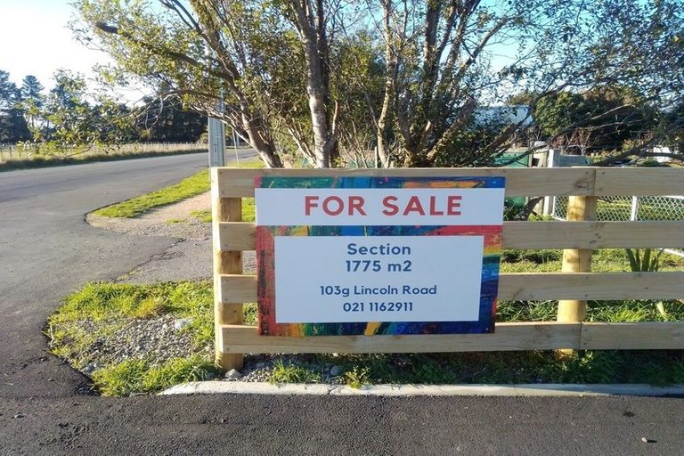 Photo of property in 12 Miles Lane, Carterton, 5713