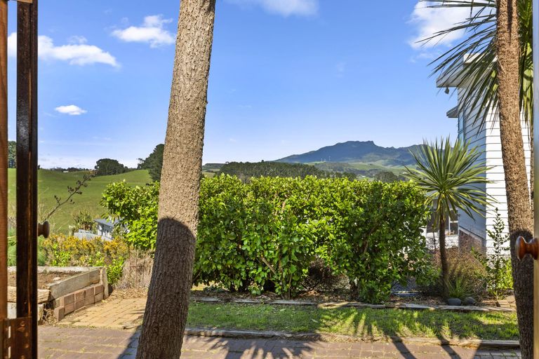 Photo of property in 5 Te Whare Hauora Place, Raglan, 3225