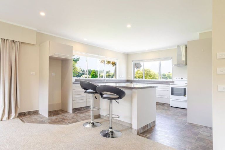 Photo of property in 208 Adelaide Road, Dannevirke, 4930