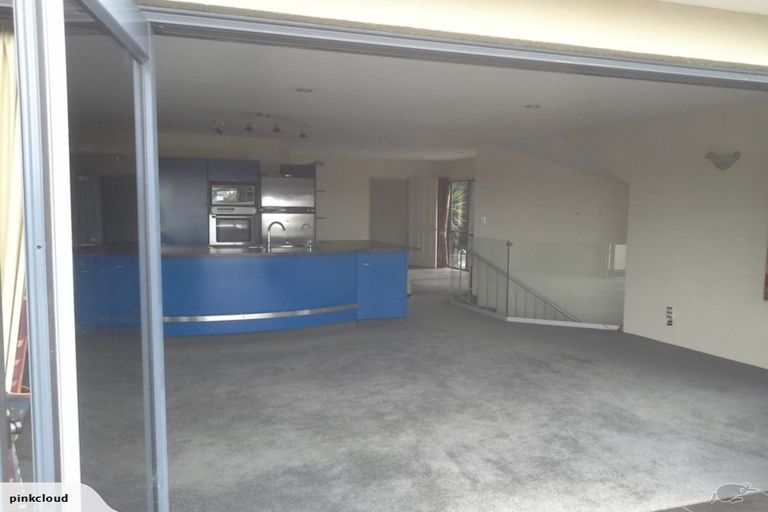 Photo of property in 30 Ian Sage Avenue, Torbay, Auckland, 0630