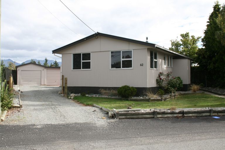 Photo of property in 62 Tekapo Drive, Twizel, 7901