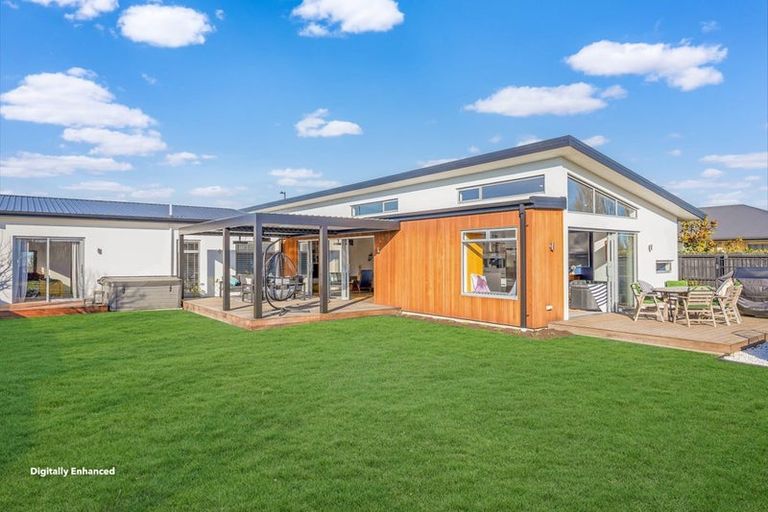 Photo of property in 131 Metehau Street, Marshland, Christchurch, 8083