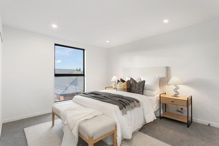 Photo of property in 3/27 Division Street, Riccarton, Christchurch, 8041