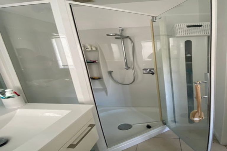 Photo of property in 45 Edinburgh Terrace, Berhampore, Wellington, 6023