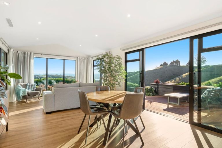 Photo of property in 24 Huntaway Close, Stoke, Nelson, 7011