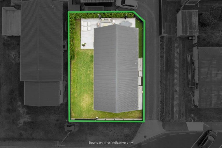 Photo of property in 108a Aickin Road, Whangamata, 3620