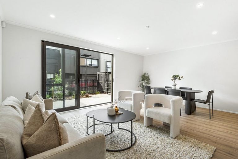 Photo of property in 22 Waka Moana Drive, Hobsonville, 0616