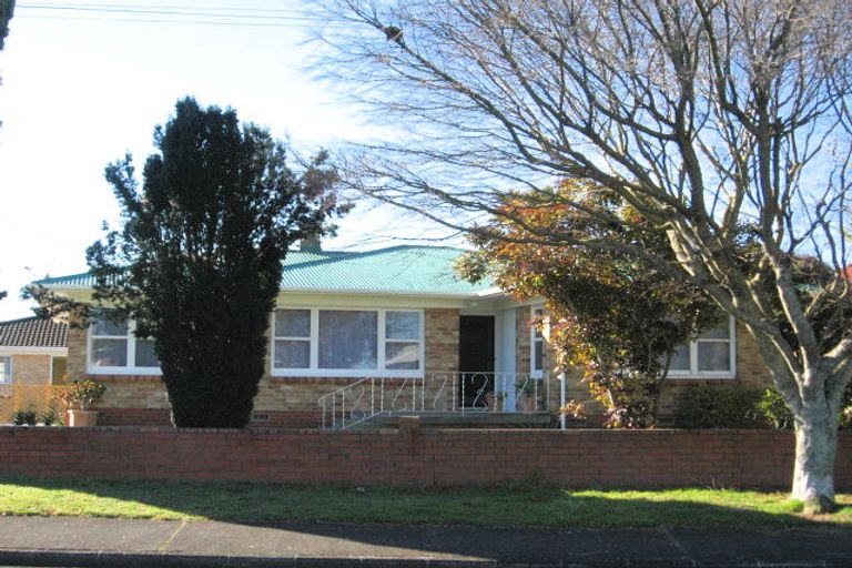 Photo of property in 2/4 Scott Road, Papakura, 2110